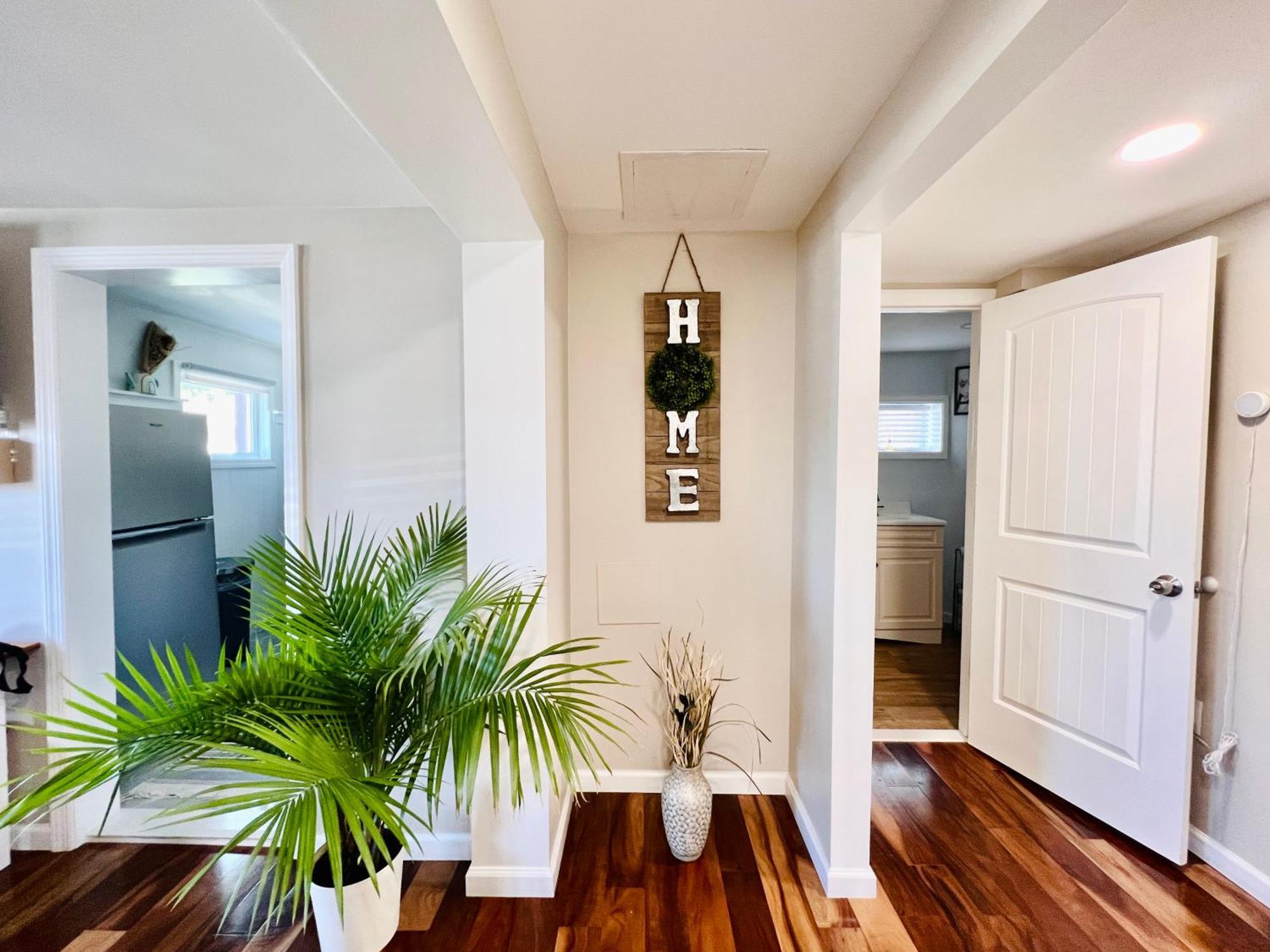 Ultra Modern - Entire 3 Bedroom Apartment - 5 Min Walk To The Beach ไวลด์วูด ภายนอก รูปภาพ